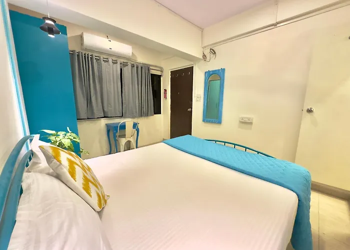 Locomo Express - Stay Work EatAirport Hotel